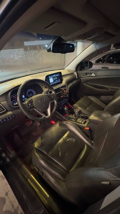 HYUNDAI Tucson FL High Tech