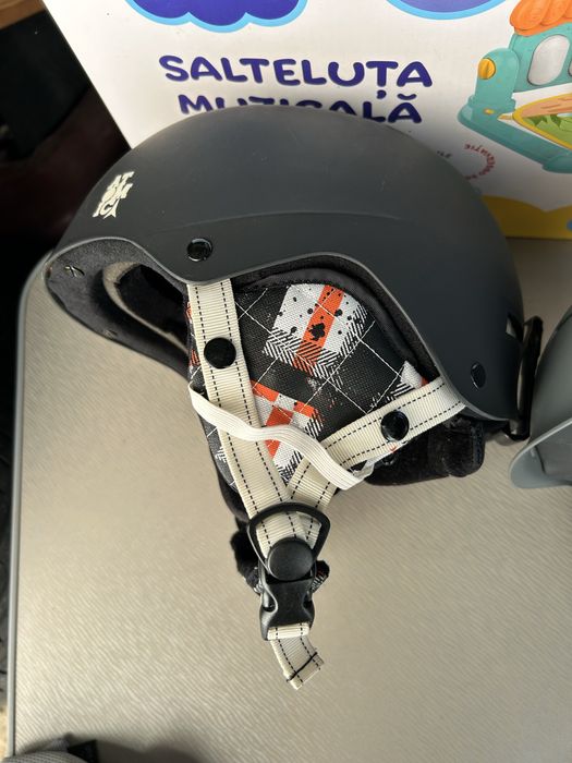 Atomic uvex Rossignol schi