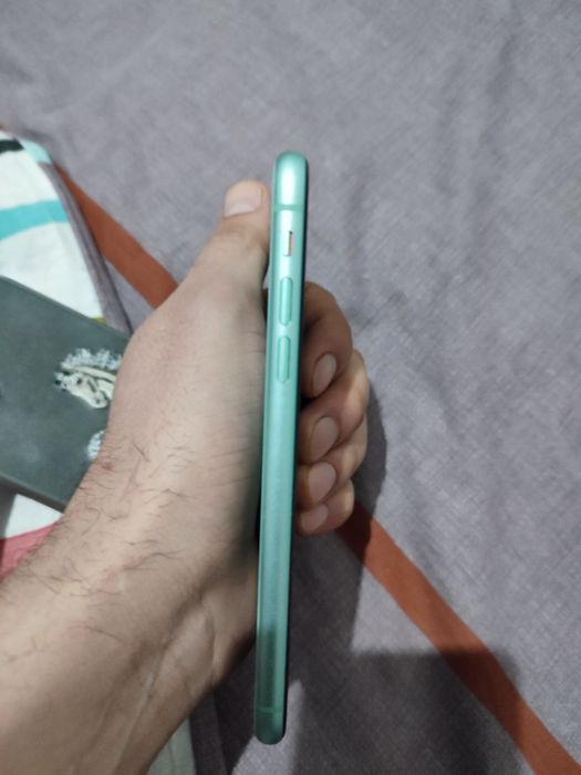 Iphone 11 64gb срочно!!!