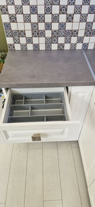 Продается угловая кухня