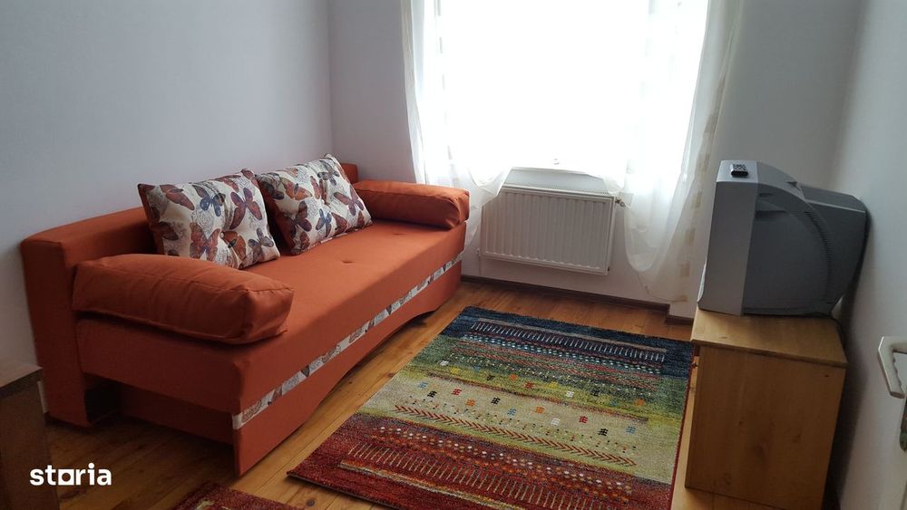 Apartament 3 camere la parter langa Parcul Sub Arini strada Rennes