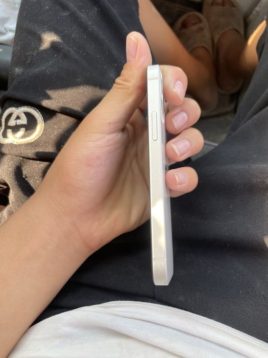 iPhone 12 mini white srochno