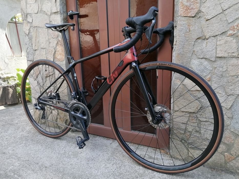 GIANT - Liv Carbon 7,8 кг. Shimano Ultegra Di2
