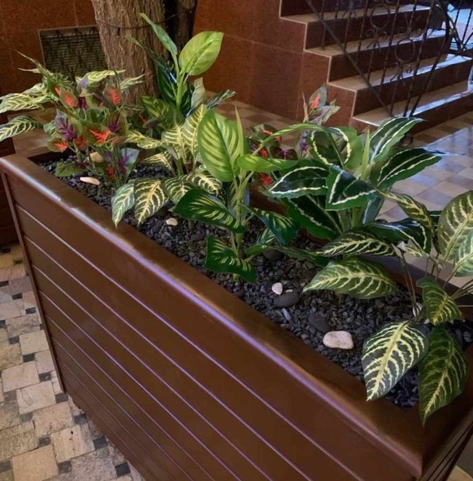 Искусственные растения для кашпо