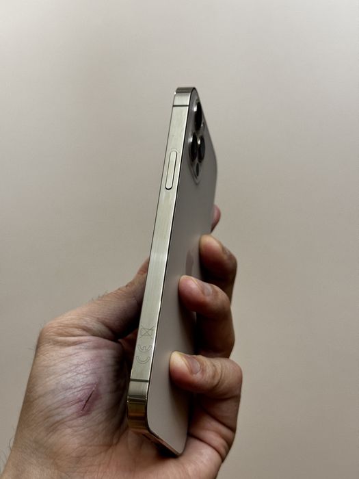 Iphone 12 Pro. 256гб. 85%