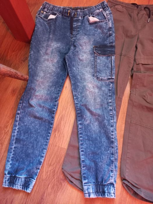 Три броя спортни панталони/Дънки на Reserved р.164см за момче