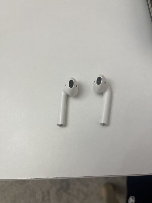 Аирподс 1 модель оригинал