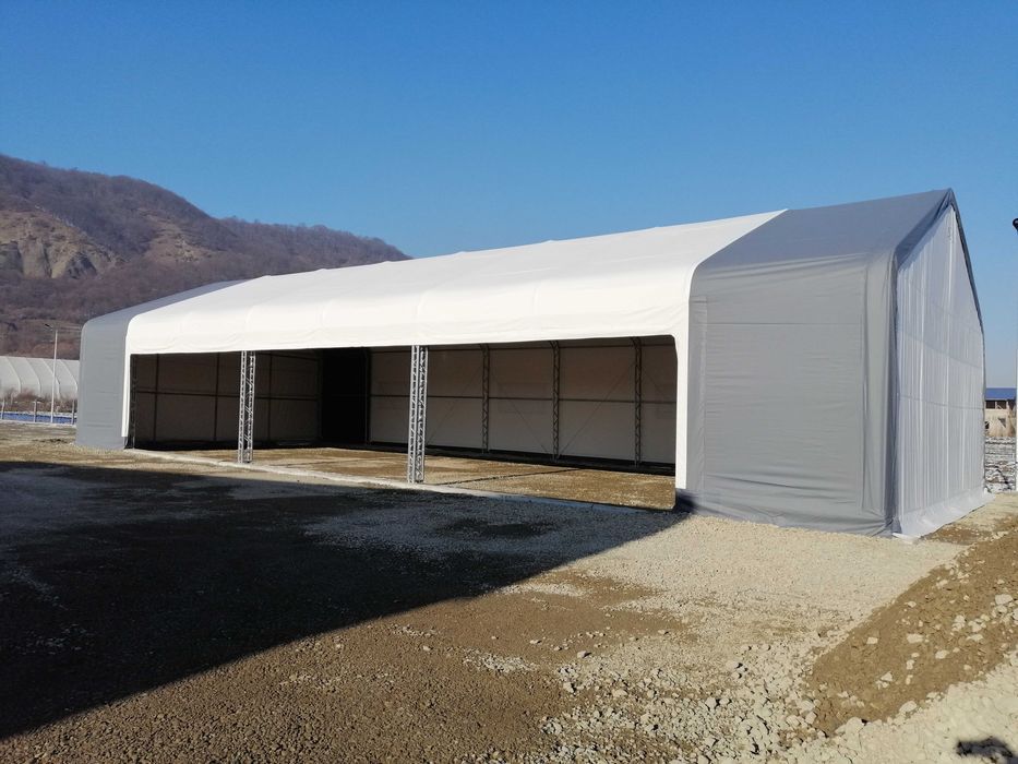 Corturi tip casa cu structura din otel prelata impermeabila