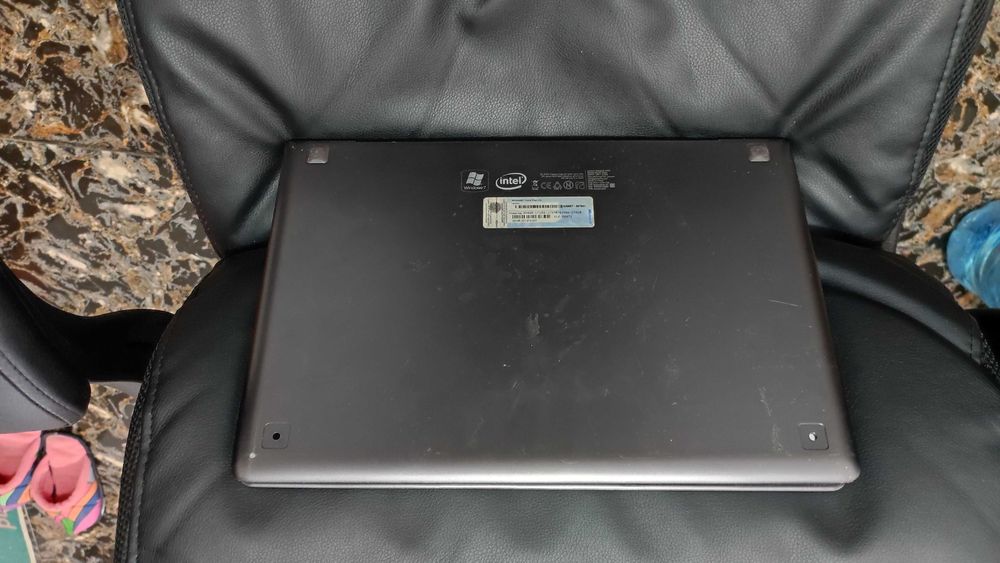 Laptop Lenovo U400
