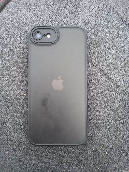 Iphone se2 64gb като нов