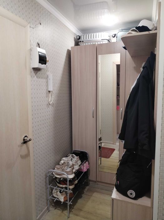 Продам 1 комн квартиру за маг. Достык