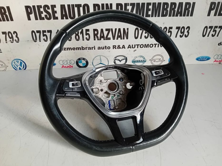 Volan Din Piele Cu Comenzi Si Padele Vw Passat B8 An 2015-2020 Stare Buna