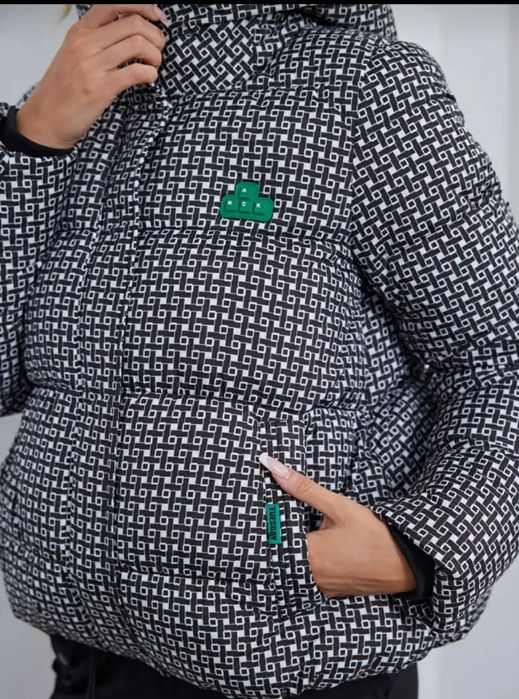 Продам новую куртку,цена 7000