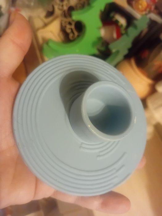 Подсвечники разные б/у