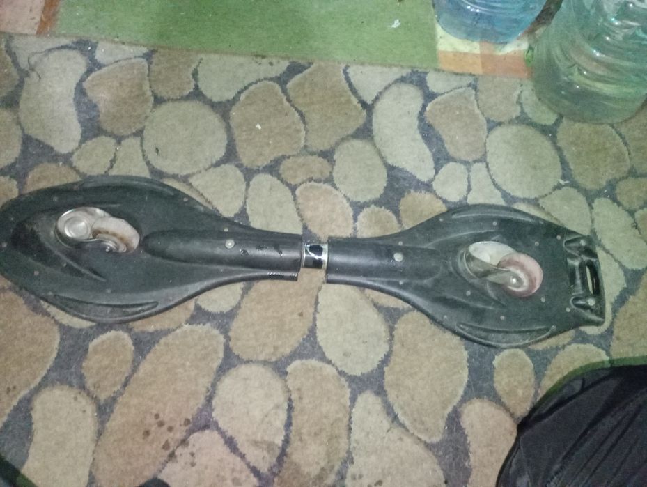 Роллерсёрф скейтборт