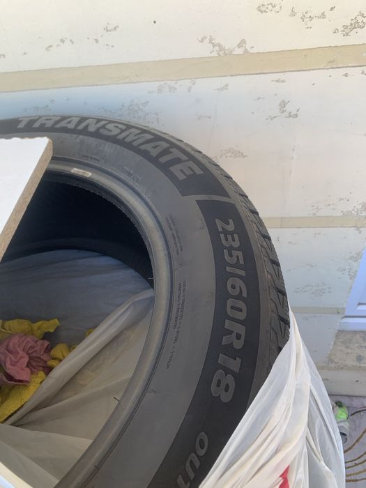 Зимные шины: 235/60 R18