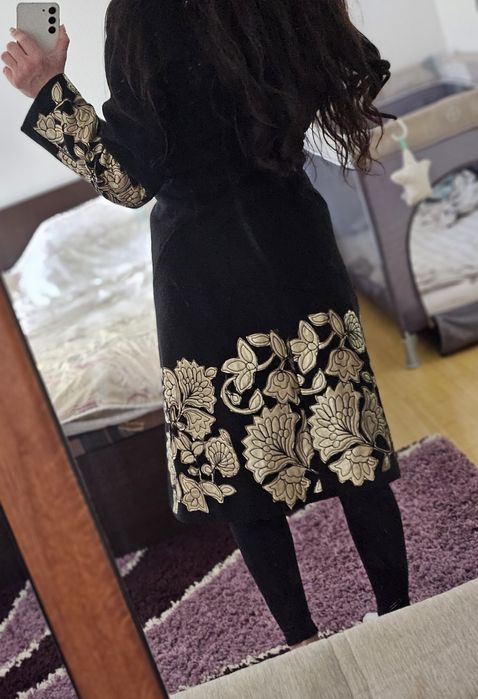 Дамско дълго палто