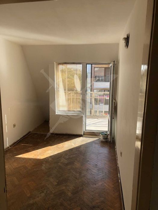 Тристаен апартамент в Центъра на град Варна- 96966