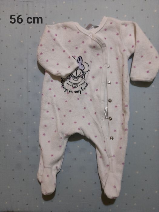 Vând lot hăinuțe bebe