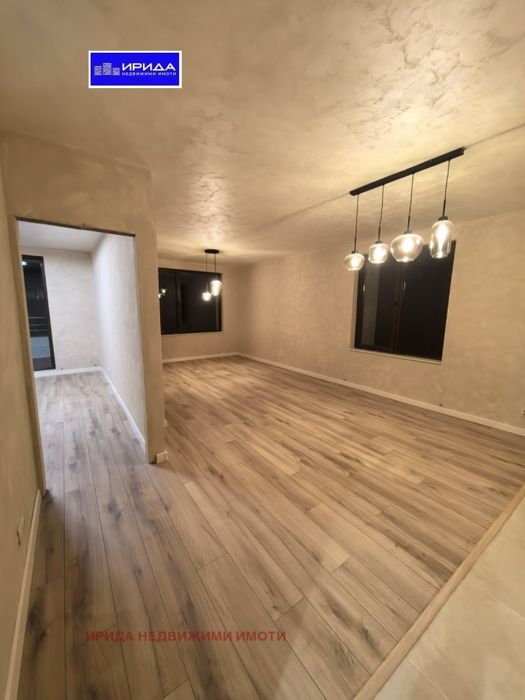 Тристаен апартамент в Манастирски ливади