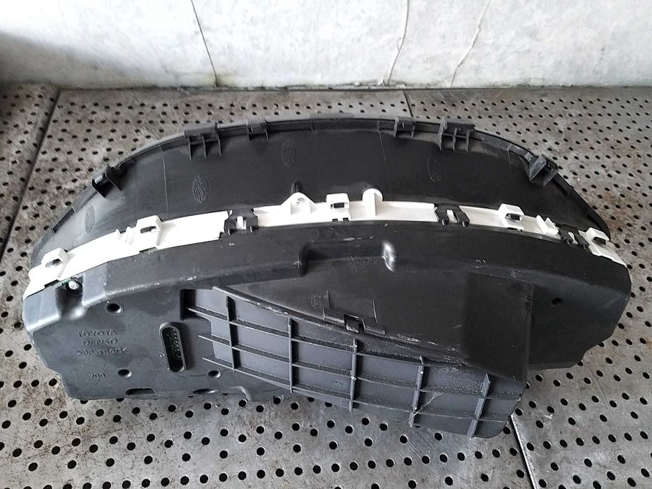 Ceasuri bord toyota yaris p9 838000d500d mb4573003116