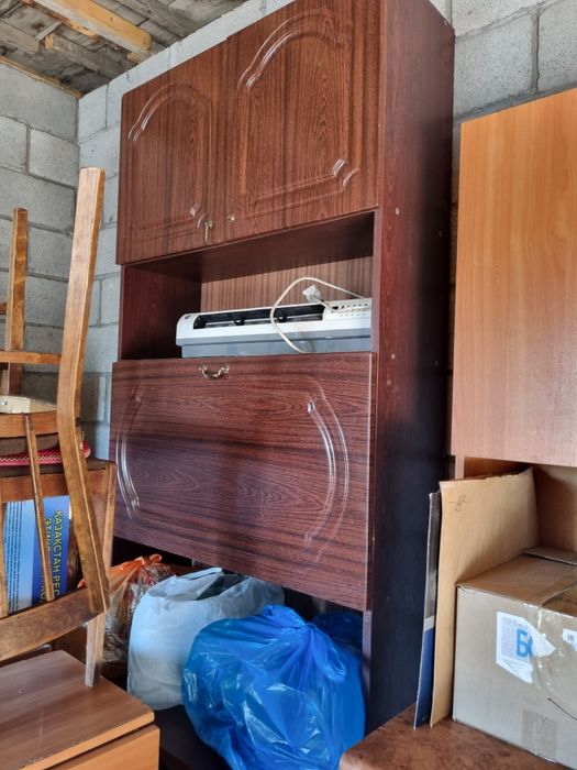 Продам шкафы в среднем состоянии