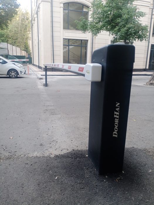 Шлагбаум DoorHan barrier-PRO