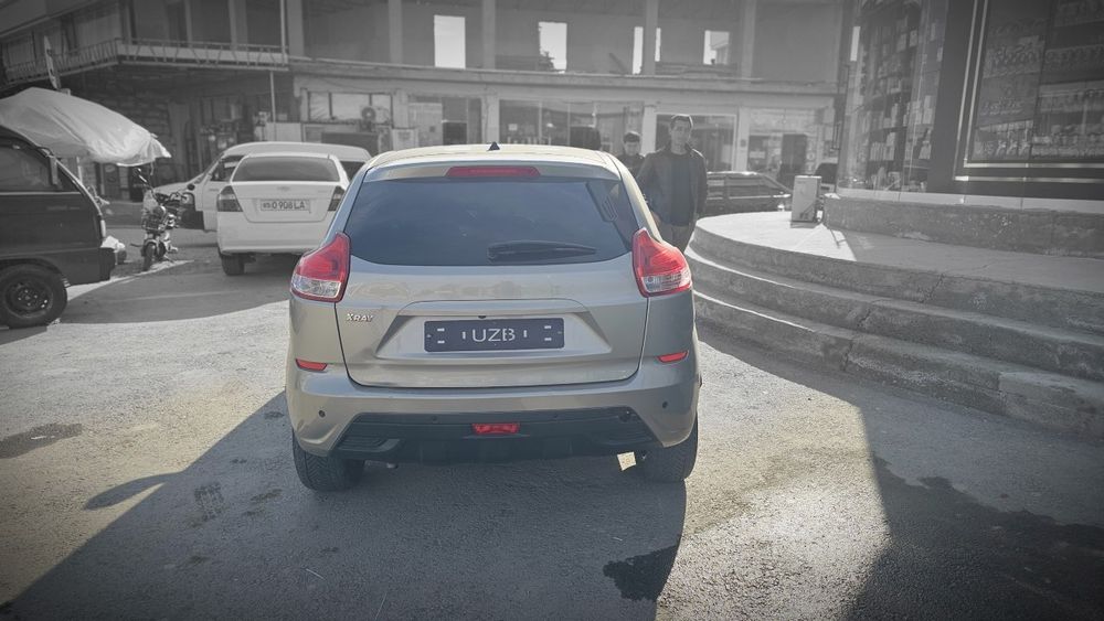 Lada Xray 2020 srochno sotiladi