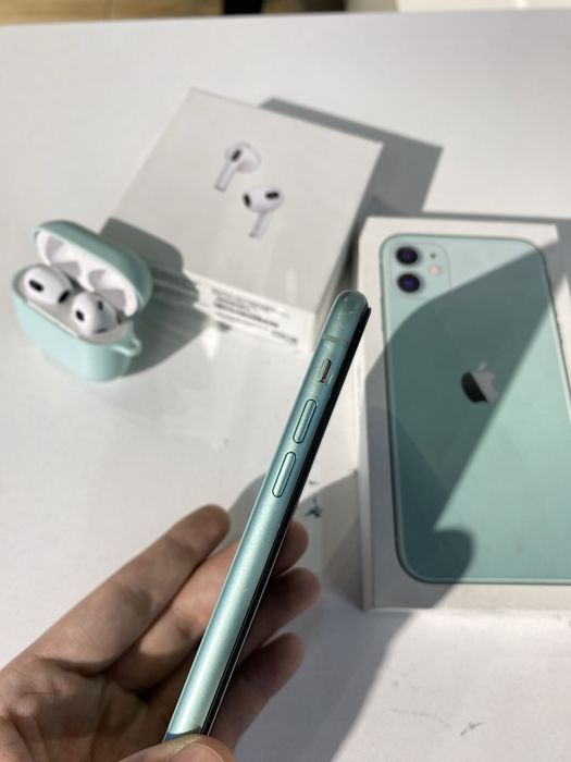 Продам Iphone 11 на 128гб