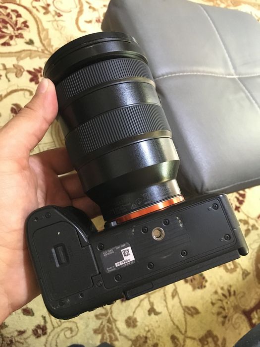 Sony A7 s3 iii srochna sotiladi