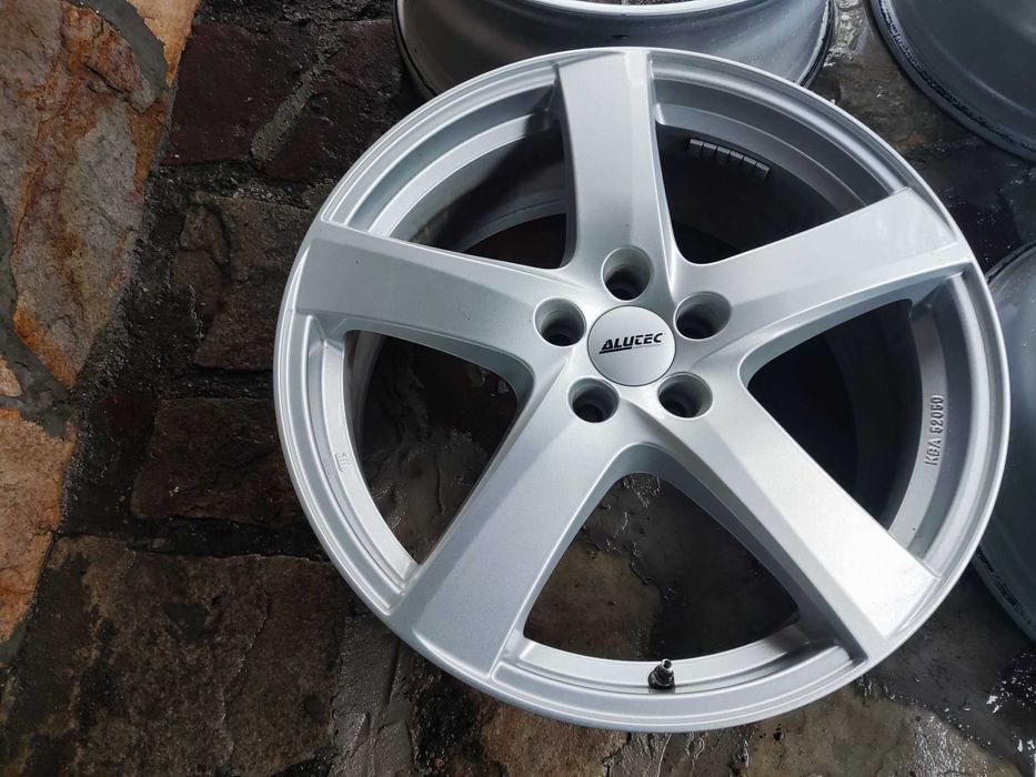 Форд Волво Пежо 19 цола 5x108 лети джанти Alutec - 5х108 Volvo / Ford