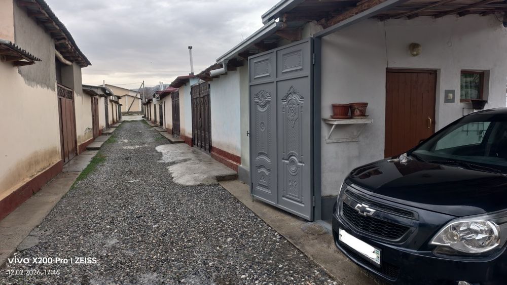 Коттедж 2 сотихлик 3 хона сотилади