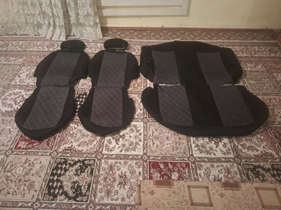 Продам чехлы на автомобиль