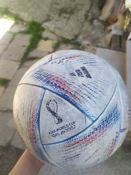 Футболна топка от световното 2022