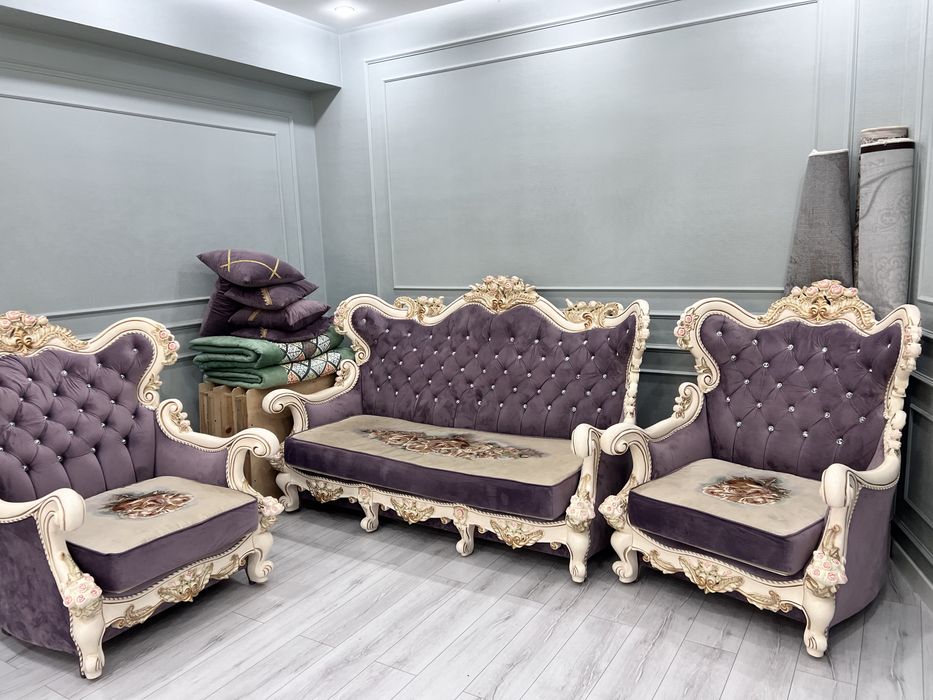 Диван с креслами