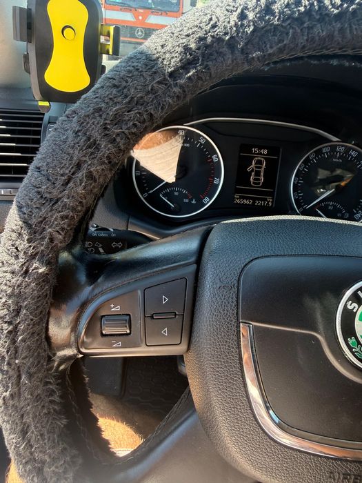 SKODA Octavia 2012 — imagine 5