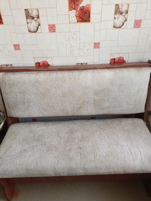 Продам Кухонный уголок