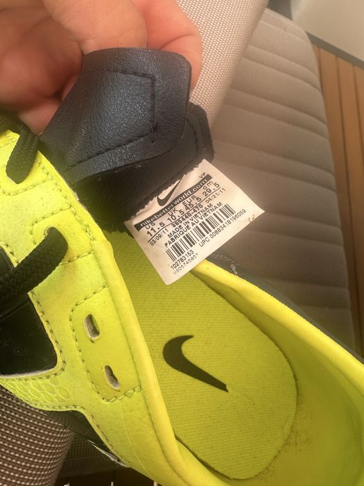 Nike T90 обувки футоблни спортни