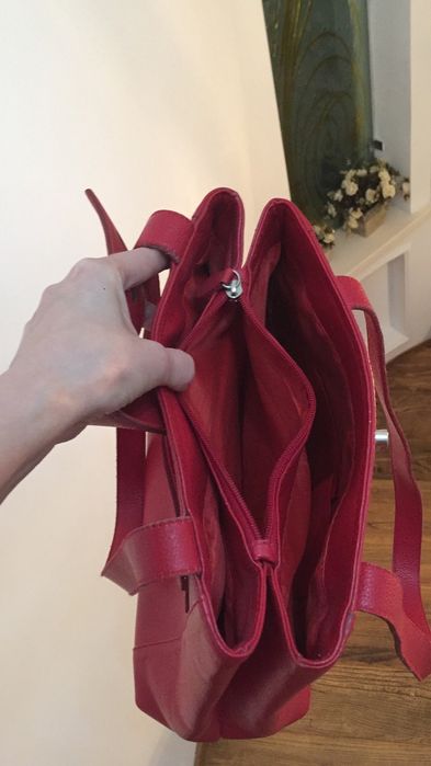 Продам сумку кожанную