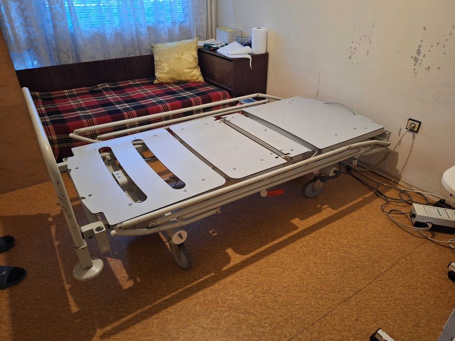Болнично легло, многофункционално