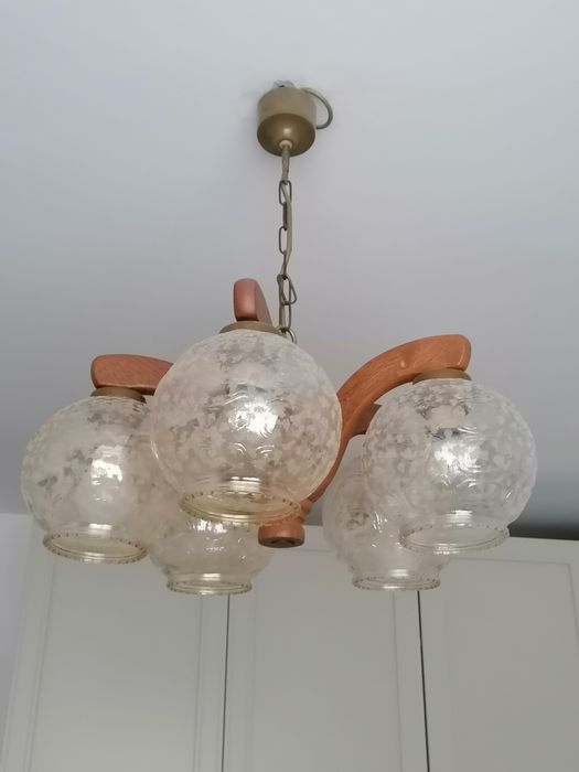 Lustră lemn masiv 5 abajururi