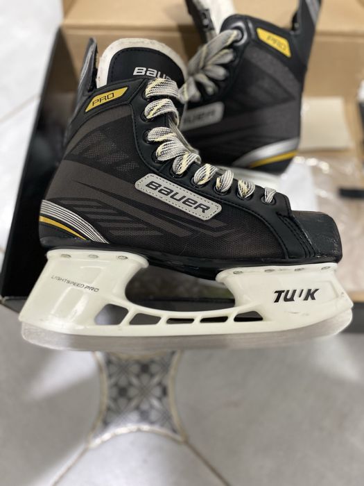Коньки Bauer Supreme Lightspeed pro