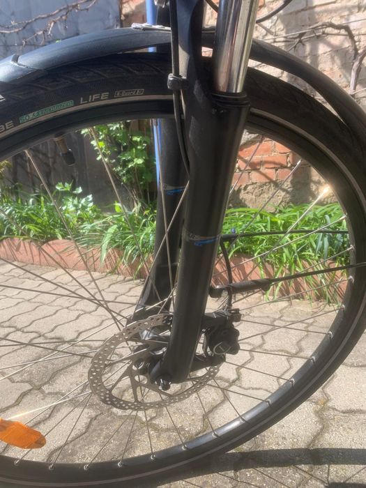 Bicicletă ……………………