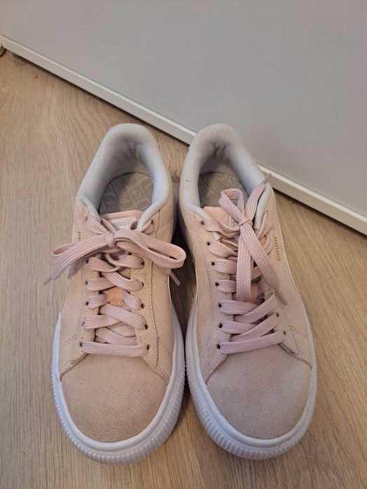 Дамски кецове Puma Suede Mayu