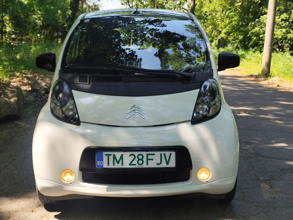 Citroen C Zero. Full electric. An 2011. 113400 km