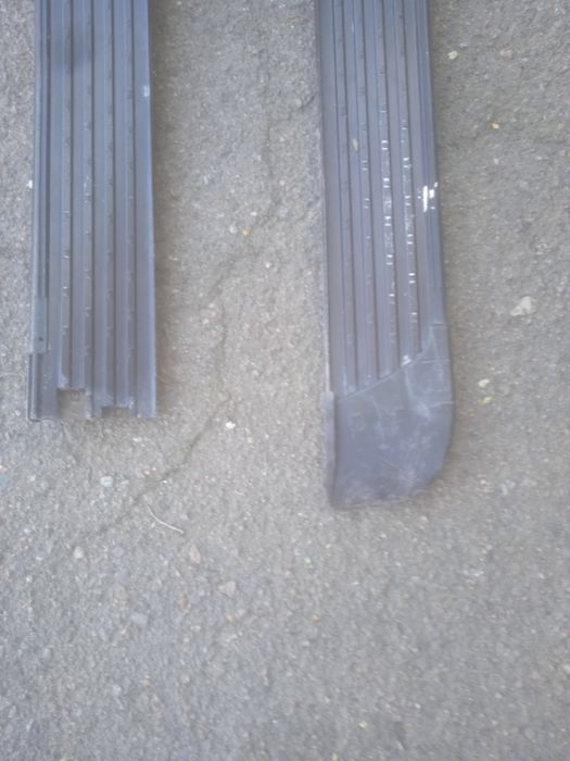 Парог на Тойота 200