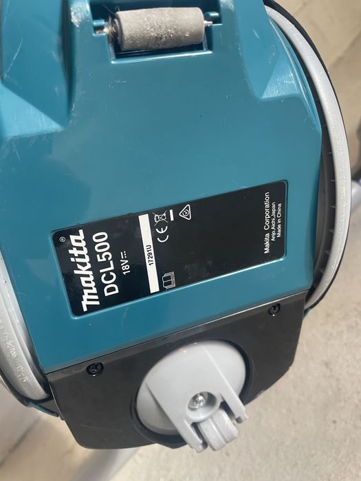 Aspirator Makita 18 volti