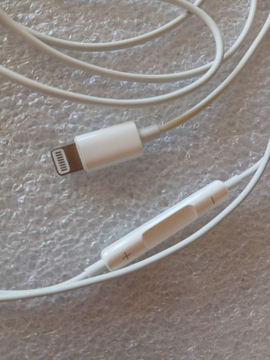 Слушалки за Apple IPhone