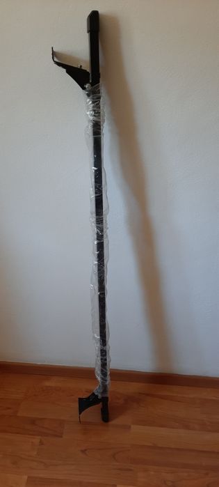 Bicicleta Al și Bare portbagaj.