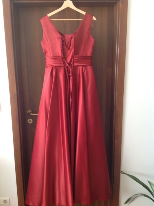 Rochie seara tafta bordo